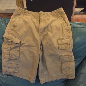 Tan/khaki cargo shorts. Like new.